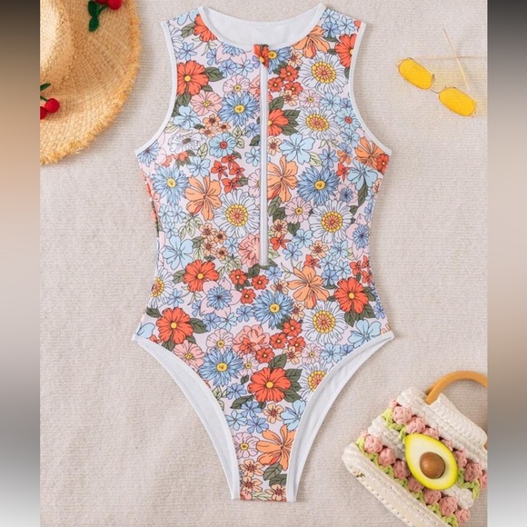 SHEIN Multicolor Floral Swimsuit - Picture 2 of 4
